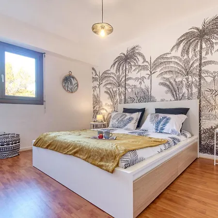 Apartmán Le Capricorne By Interhome Saint-Raphaël