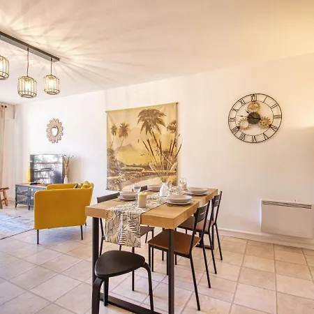 Appartamento Le Capricorne By Interhome