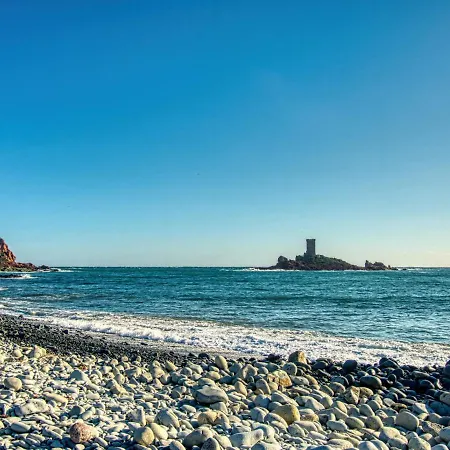 Apartmán Le Capricorne By Interhome Saint-Raphaël