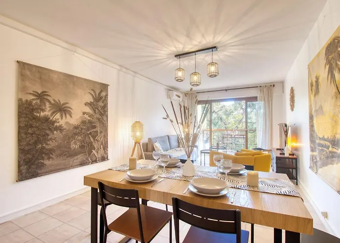 Lejlighed Le Capricorne By Interhome *
